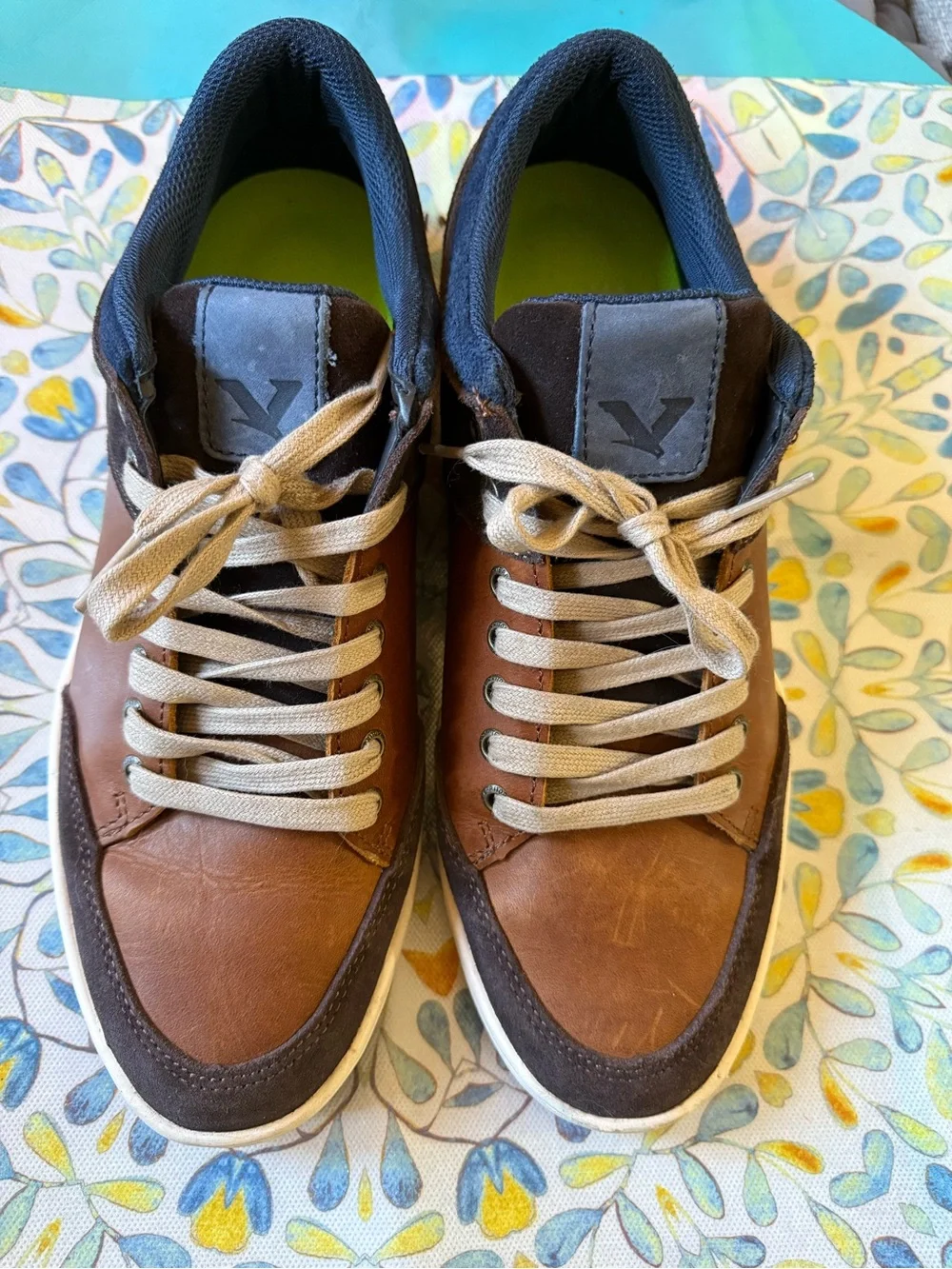Men's Brown Leather & Dark Brown Low-Top Sneakers with Beige Laces